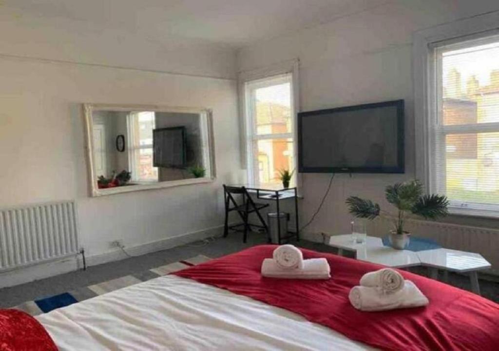 Best Priced London Living Deluxe Bedroom 4 Buitenkant foto